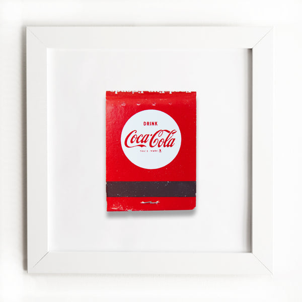 DrinkCoke_front__WhiteFrame_gr